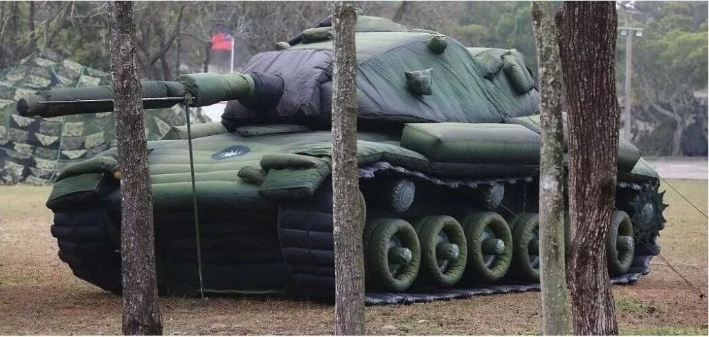 东丽军用充气坦克